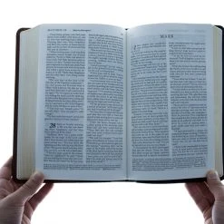 Tyndale House Publishing LIV: Living Bible – Paraphrased 9 Tyndale House Publishing LIV: Living Bible – Paraphrased -SHOPtheWORD store 100 0007 4