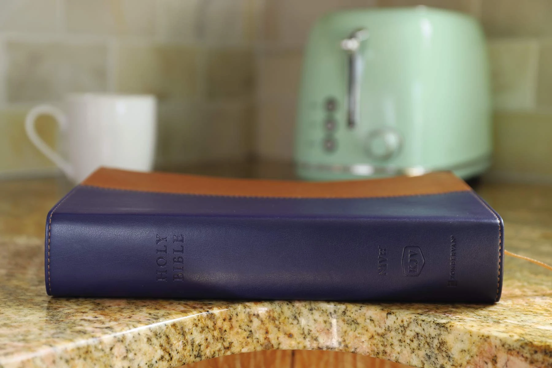 Zondervan NIV & KJV Side-By-Side Bible/Large Print-Navy/Tan Duo-Tone 6 Zondervan NIV & KJV Side-By-Side Bible/Large Print-Navy/Tan Duo-Tone - Image 4