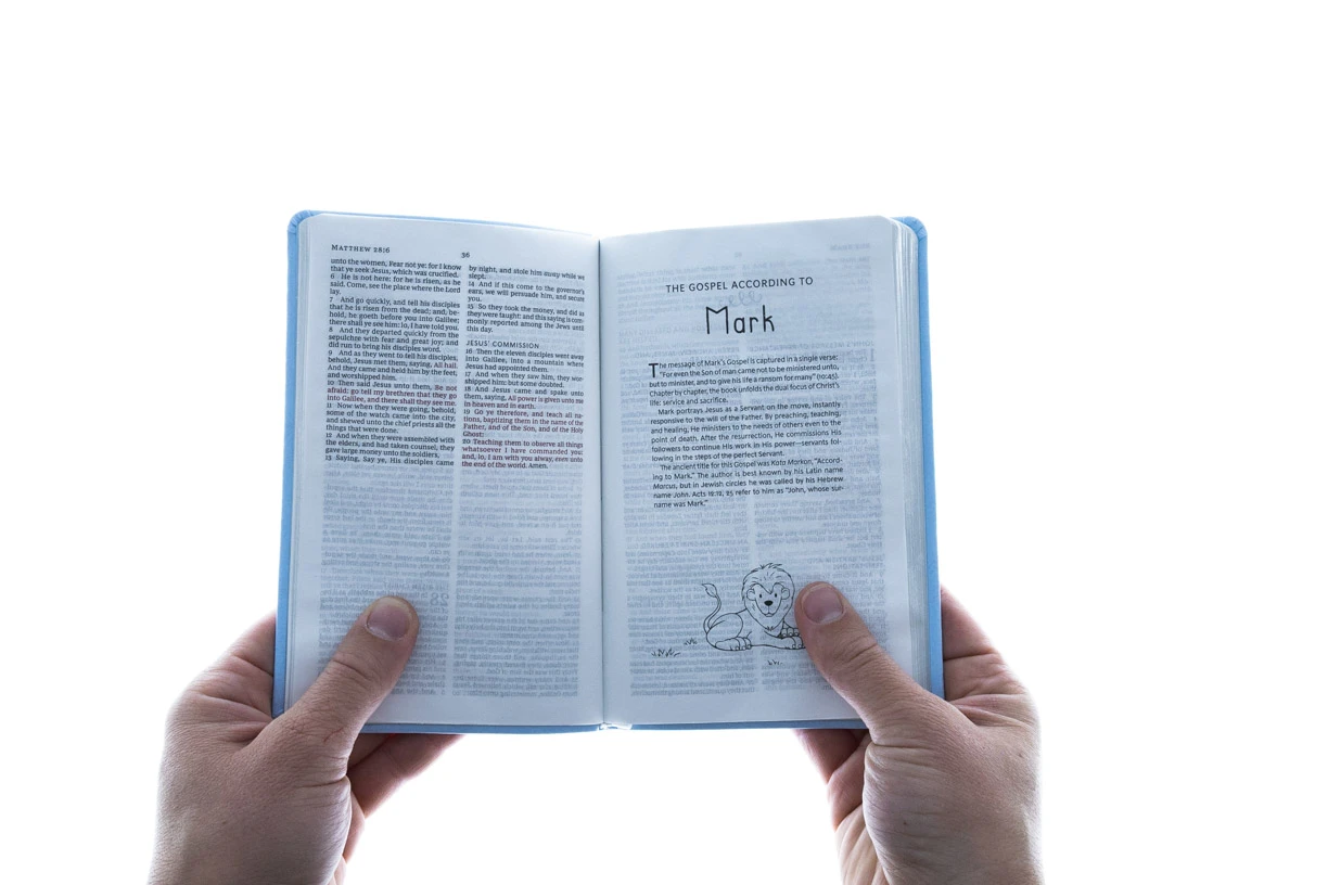 Thomas Nelson KJV Baby’s First New Testament, Leathersoft, Blue 6 Thomas Nelson KJV Baby’s First New Testament, Leathersoft, Blue - Image 4