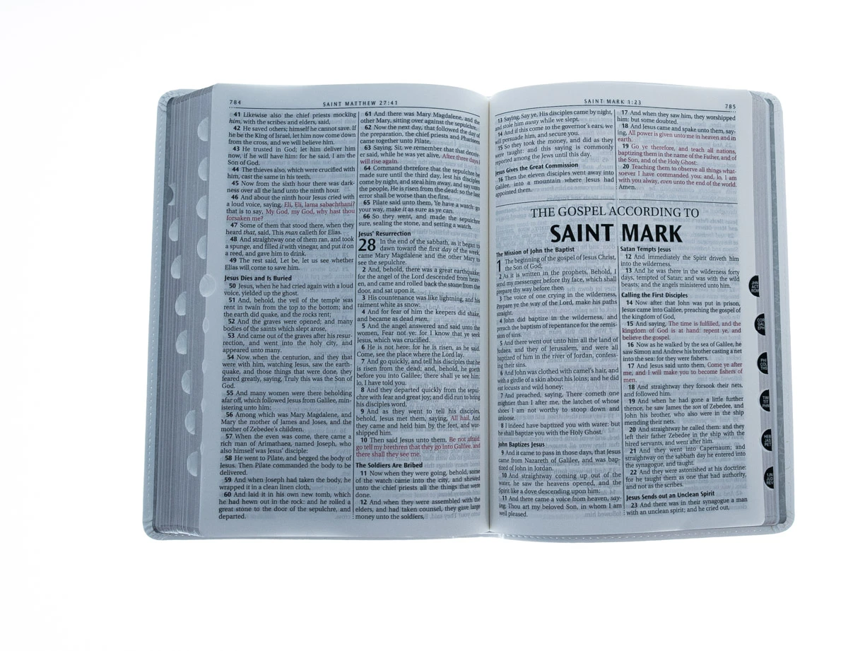 Christian Art Gifts KJV Bible White Faux Leather Large Print Thinline Thumb Index 6 Christian Art Gifts KJV Bible White Faux Leather Large Print Thinline Thumb Index - Image 4