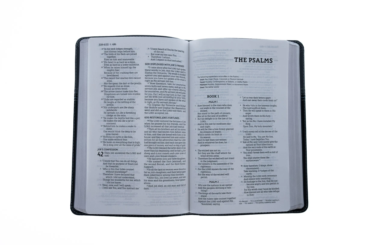 Zondervan NASB, Thinline Bible, Leathersoft, Black, Red Letter Edition 5 Zondervan NASB, Thinline Bible, Leathersoft, Black, Red Letter Edition - Image 3