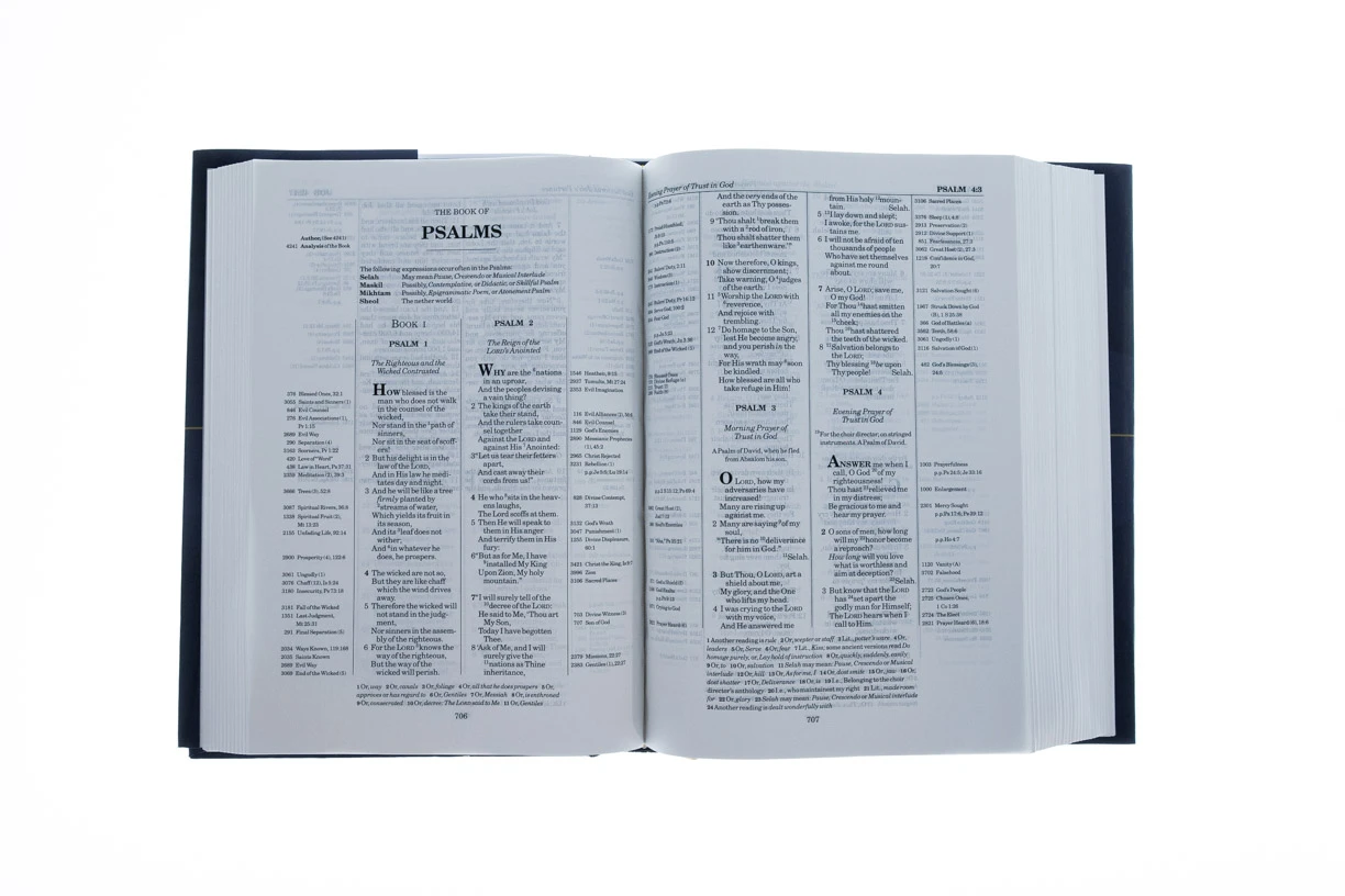 Zondervan NASB, Thompson Chain-Reference Bible, Hardcover, Red Letter, 4 Zondervan NASB, Thompson Chain-Reference Bible, Hardcover, Red Letter, - Image 2