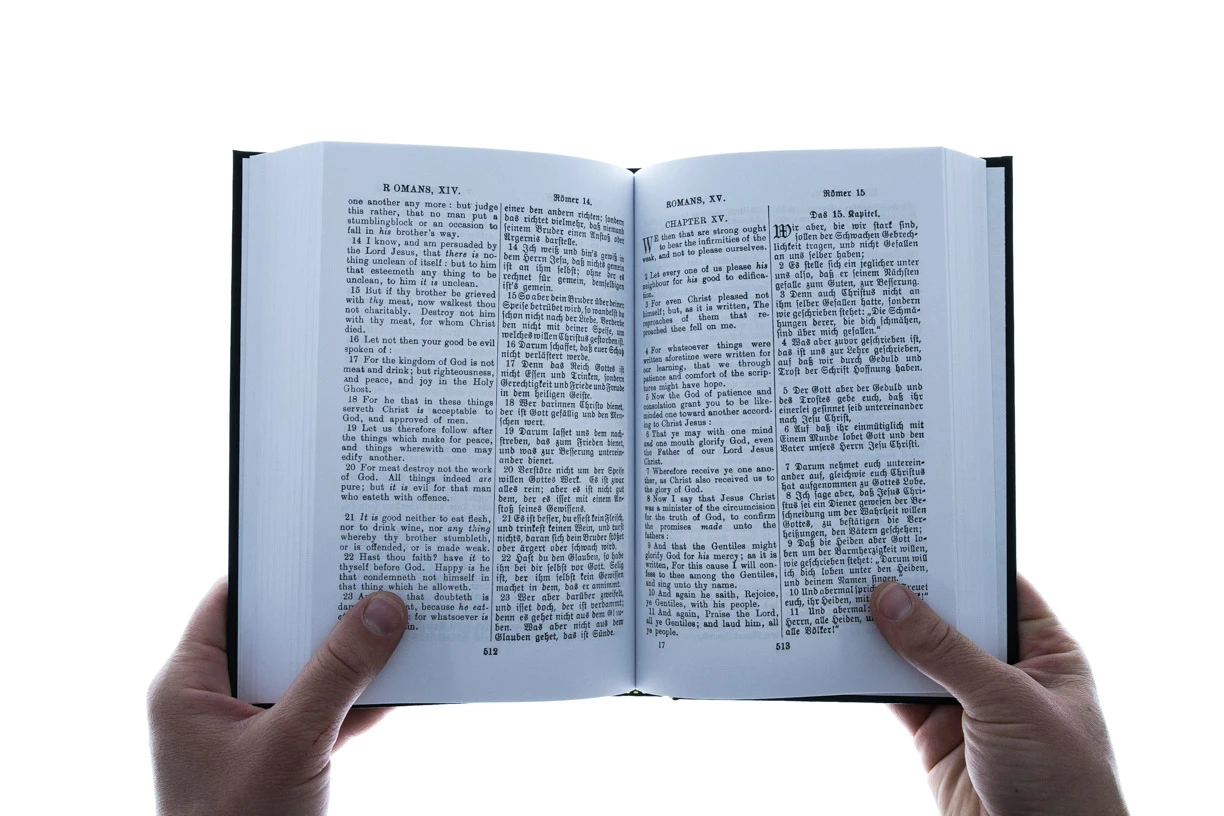 English/German New Testament Large Print 8.5 X 5.5 X 1.5 -Hardcover 5 English/German New Testament Large Print 8.5 X 5.5 X 1.5 -Hardcover - Image 3